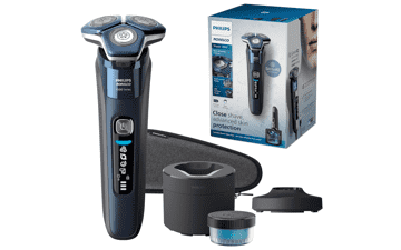 Philips Norelco Shaver 7800 - Rechargeable Wet & Dry Electric Shaver with SenseIQ Technology