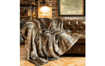 BATTILO HOME Large Brown Faux Fur Throw Blanket