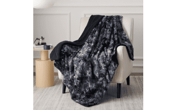 Bedsure Fuzzy Blanket Twin Size