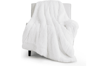 Bedsure Soft Fuzzy White Throw Blanket